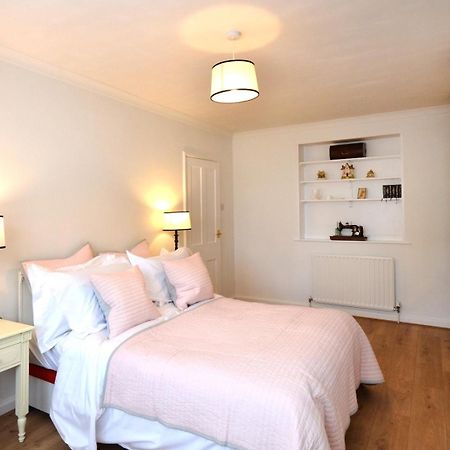 Вилла Yew Tree House Вудсток Экстерьер фото