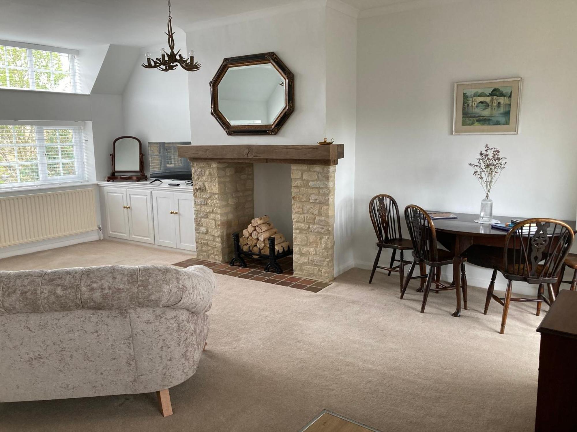 Вилла Yew Tree House Вудсток Экстерьер фото